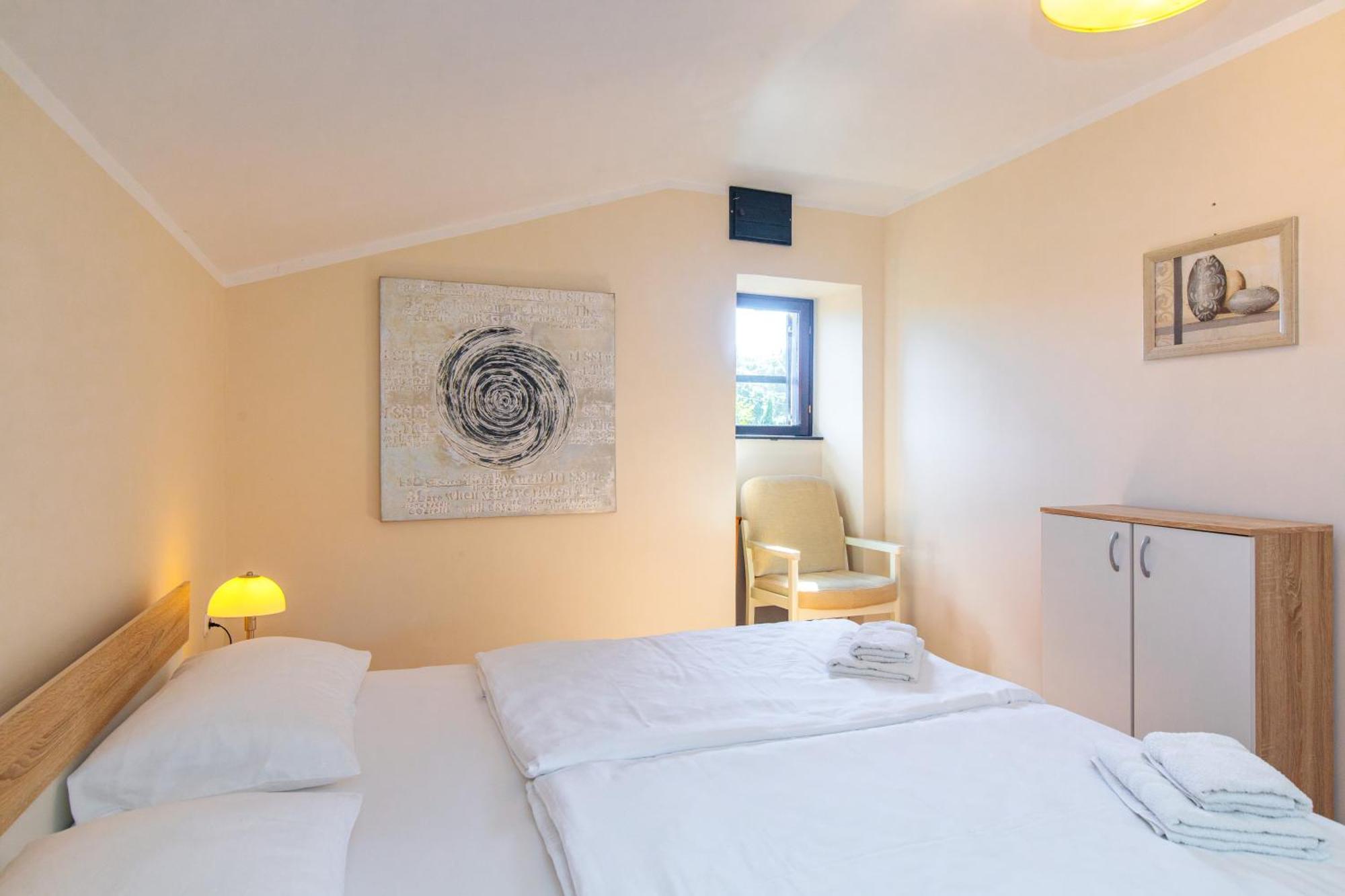 Apartments Lina Vrh  ภายนอก รูปภาพ