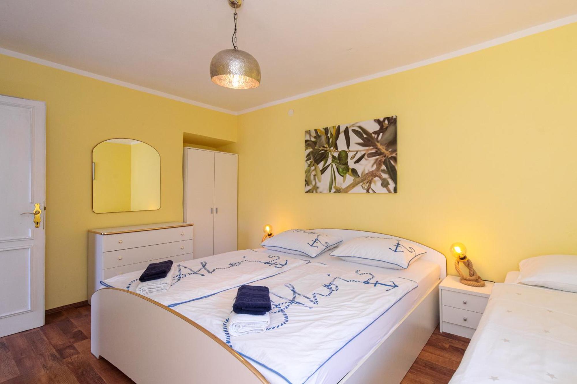 Apartments Lina Vrh  ภายนอก รูปภาพ
