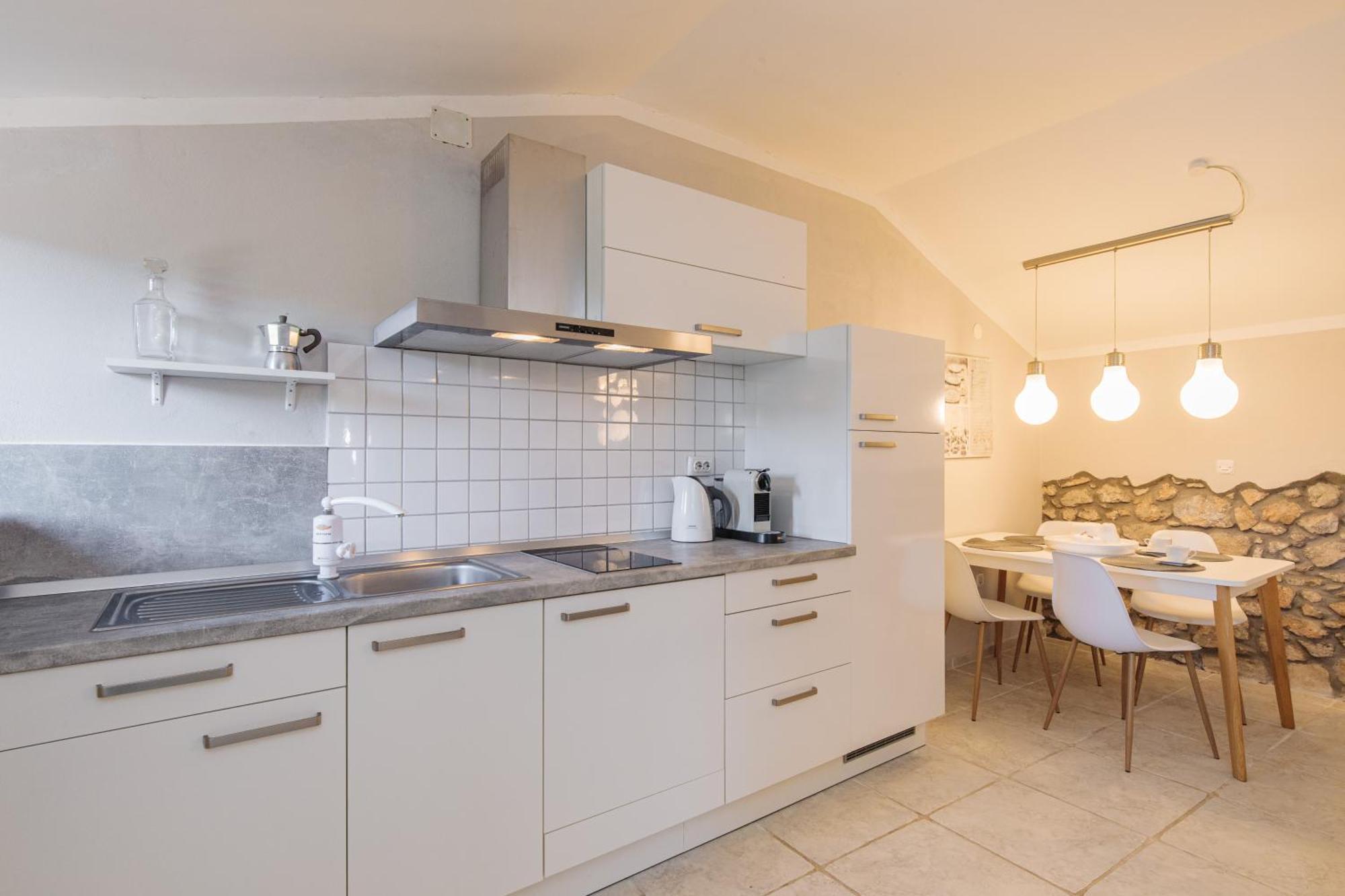 Apartments Lina Vrh  ภายนอก รูปภาพ